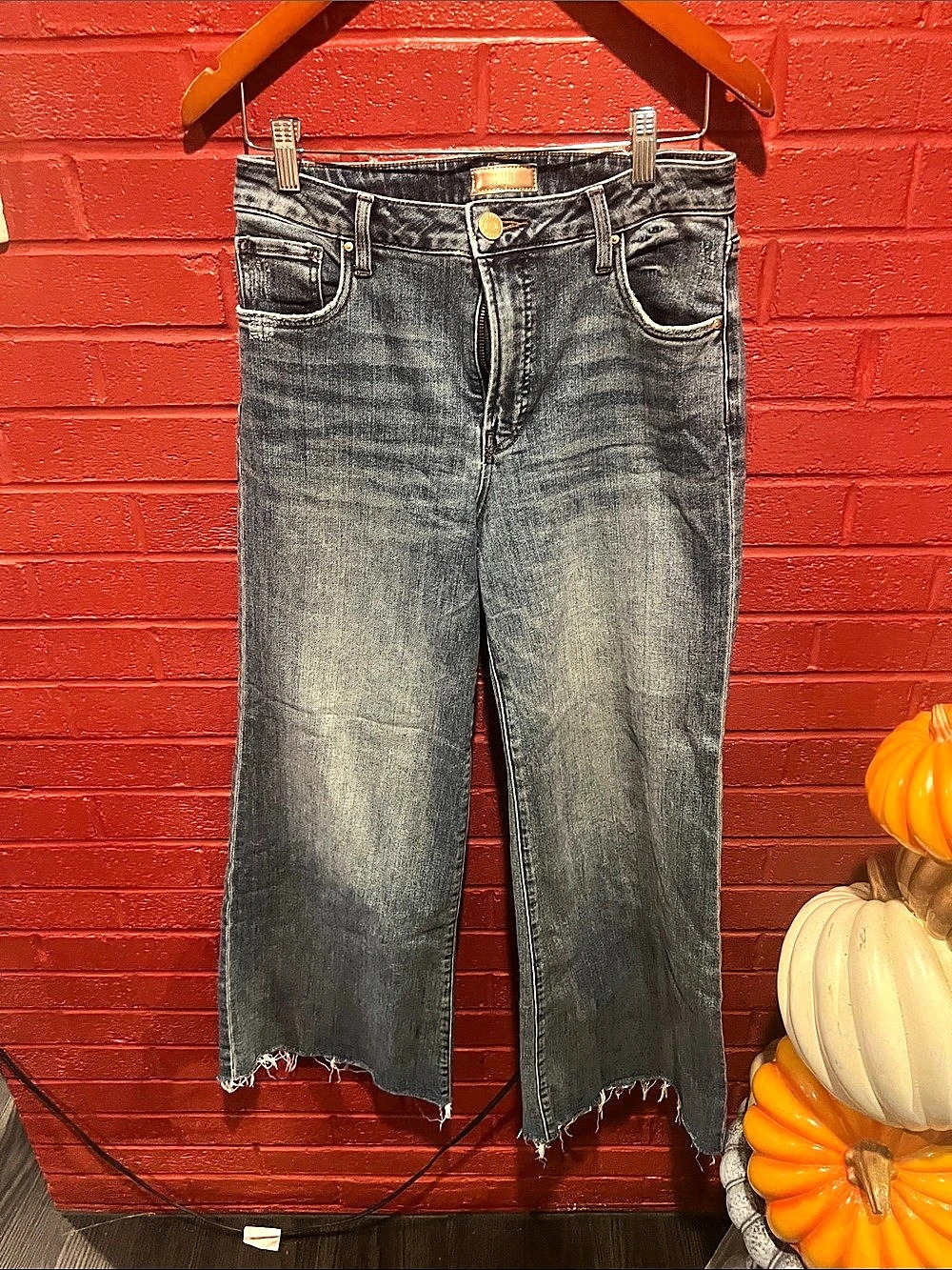 KUT from the Kloth Ryan High Rise Super Wide Leg Raw Hem Jeans Size 2
